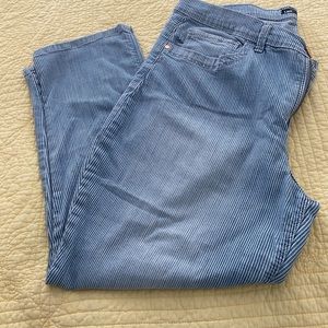 Lee ankle jeans